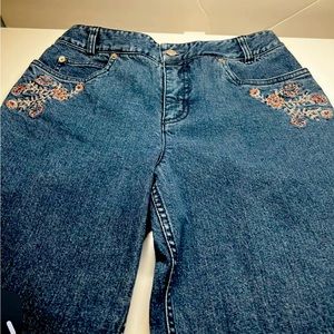 Pendleton Flower& Beaded Pockets Tapered Fit Size 4 Jeans Straight Leg